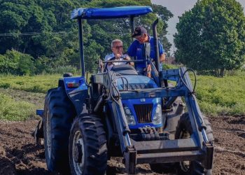 Prefeitura doa uma tonelada de sementes de milho para agricultores da Zona Sul de JP