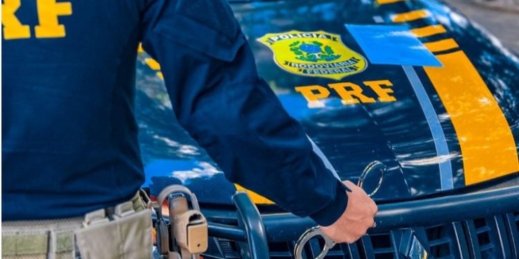 Foragido da Justiça pelo crime de estupro de vulnerável é preso pela PRF em Mamanguape-PB