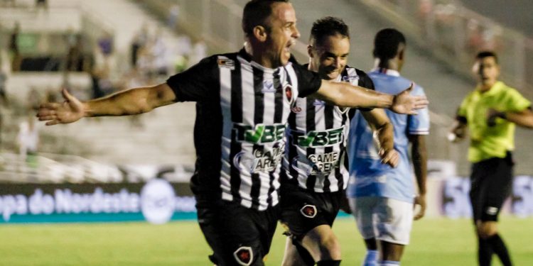 Botafogo-PB avança e vai pegar o CRB-AL nas quartas de finais da Copa do NE