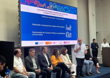 Cícero anuncia cinco terminais de ônibus e quatro corredores de tráfego para JP