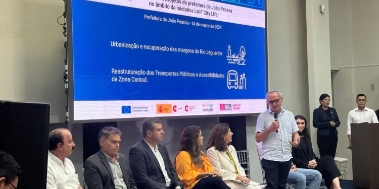 Cícero anuncia cinco terminais de ônibus e quatro corredores de tráfego para JP