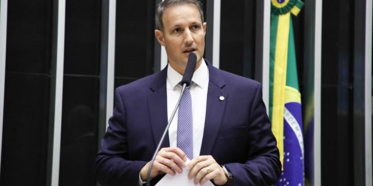 Câmara aprova fim da “saidinha temporária” para presos