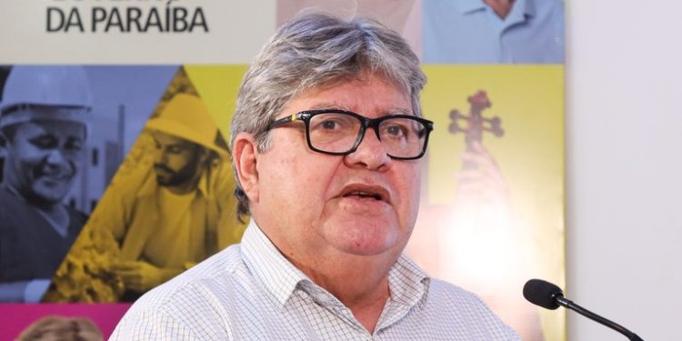 João anuncia montadora de motos elétricas em Campina Grande