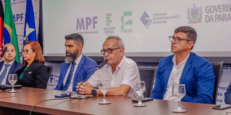 MPF e prefeitos do Litoral da PB assinam TAC para realização do Preamar