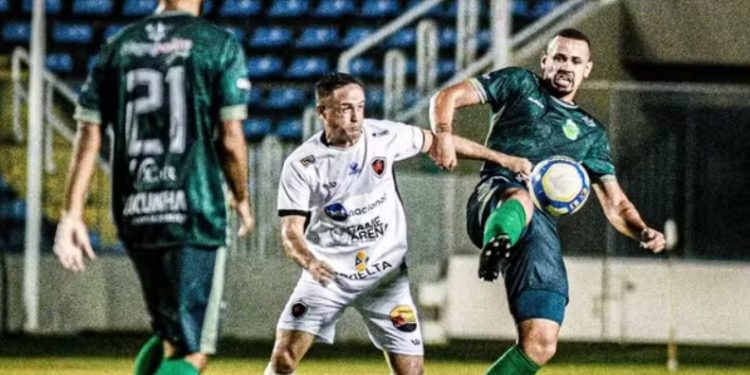 Botafogo-PB vence fora de casa, na estreia da Série C