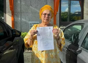 Uber expulsa motorista que recusou viagem de mãe de santo