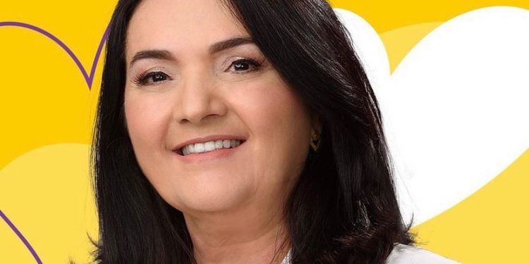 Gilma Germano anuncia pré-candidatura à prefeitura de  Picuí