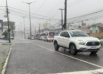 Chuva provoca caos em João Pessoa