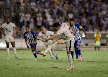 Botafogo-PB empata e perde a liderança da Série C