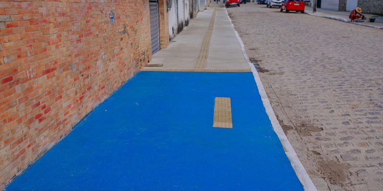 Cícero entrega 133 ruas pavimentadas em João Pessoa