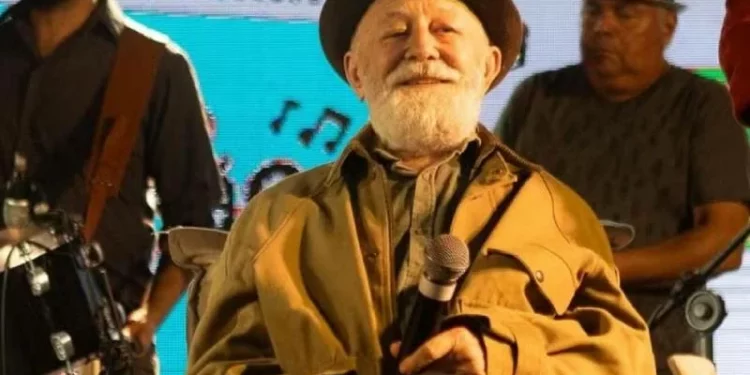 Biliu de Campina segue em coma induzido