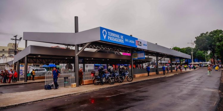 Cícero entrega novo Terminal de Integração da Lagoa