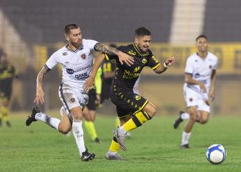 Botafogo-PB perde e cai pra quarto lugar na Série C