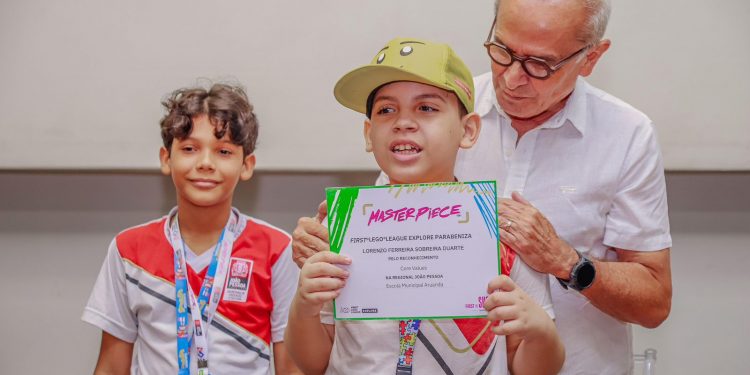 Alunos da rede municipal de João Pessoa vão disputar torneio nacional de robótica