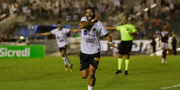 Botafogo-PB vence na última rodada da fase de grupos da Série C