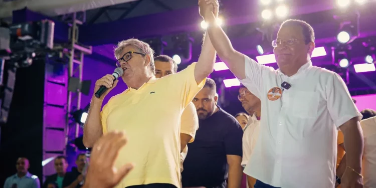 Ao lado do governador, Nilvan Ferreira realiza convenção em Santa Rita