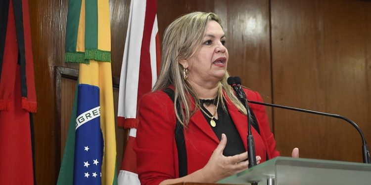 CMJP debate pagamento de taxa por personal às academias