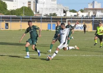 Treze vence fora de casa e encaminha classificação na Série D