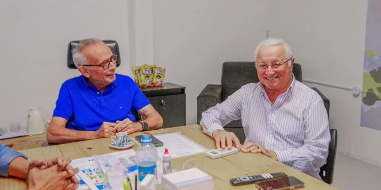 Frei Anastácio rompe com dupla Cartaxo/Ricardo e anuncia apoio à Cícero