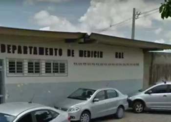 Em JP, mulher degola o filho, ataca policiais, acaba baleada e presa