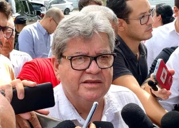 João Azevêdo projeta crescimento do PSB nas eleições municipais da PB