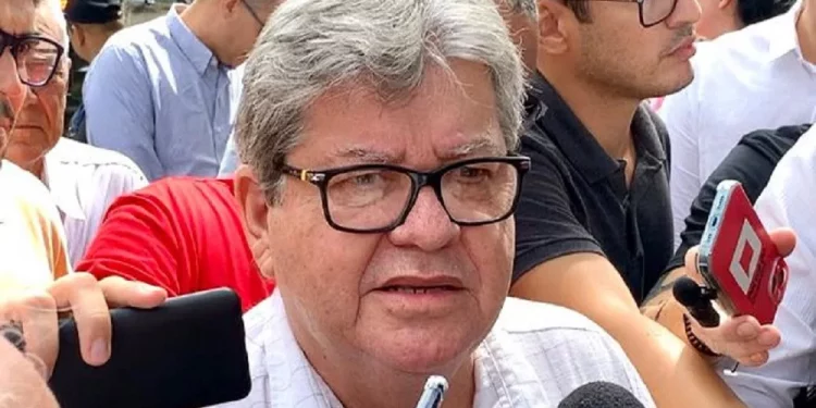 João Azevêdo projeta crescimento do PSB nas eleições municipais da PB