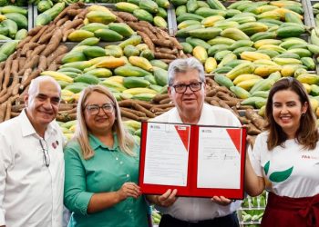 João anuncia R$ 5,1 milhões em compra de alimentos para famílias em vulnerabilidade social