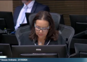 VÍDEO: Juíza diz que afastamento de Dinho foi baseado em ilações