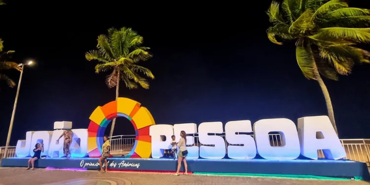 Prefeitura define regras para uso comercial de letreiro de “João Pessoa”