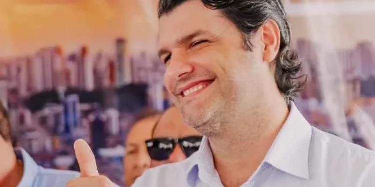 Cícero tira licença e Léo Bezerra assume prefeitura de JP