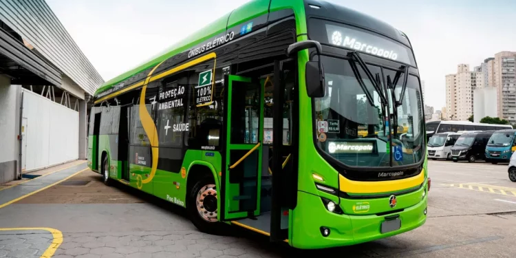 Prefeito de João Pessoa anuncia ônibus elétricos em 2025