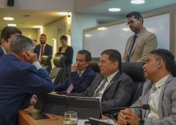 Deputados defendem antecipação da eleição ALPB
