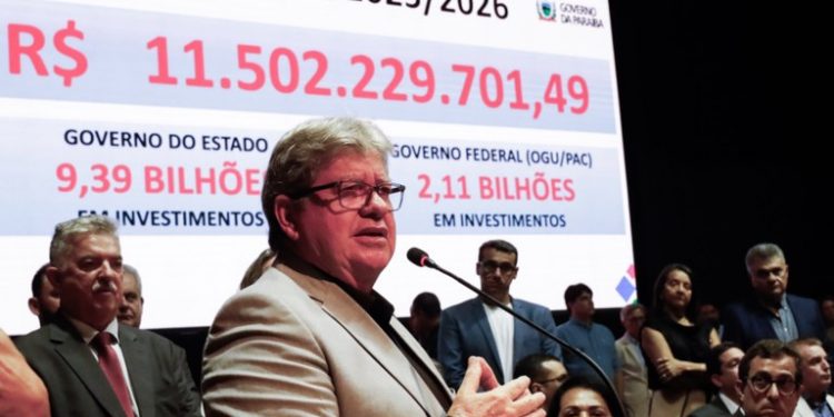 João Azevêdo anuncia investimentos de R$ 11,5 bilhões em 2025 e 2026