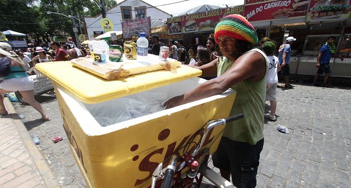 Prefeitura de JP divulga edital para ambulantes que desejam trabalhar no Carnaval