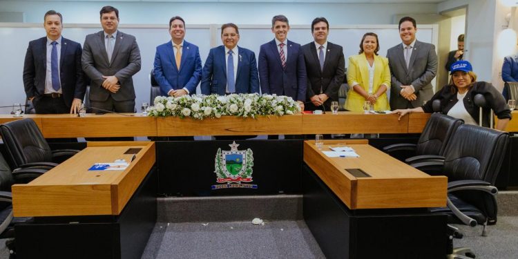 ALPB abre as atividades legislativas de 2025 com mensagem de João Azevêdo