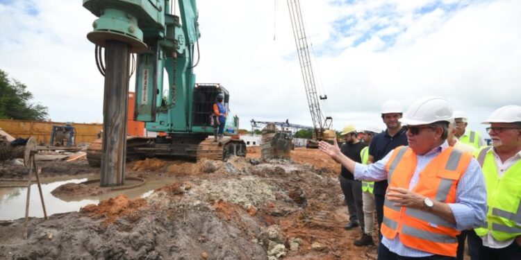 Empresa inicia fase estrutural de obra da Ponte do Futuro