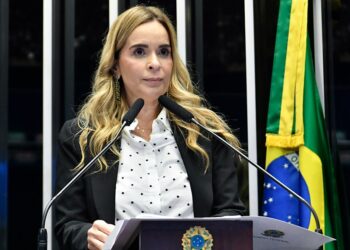 Daniella Ribeiro anuncia saída do PSD