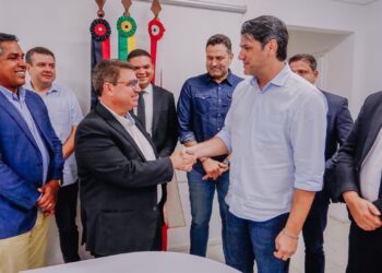 Dinho assume prefeitura de JP pela terceira vez