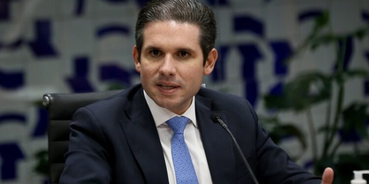 Driblando anistia, Hugo Motta dá prioridade à PEC da Segurança Pública