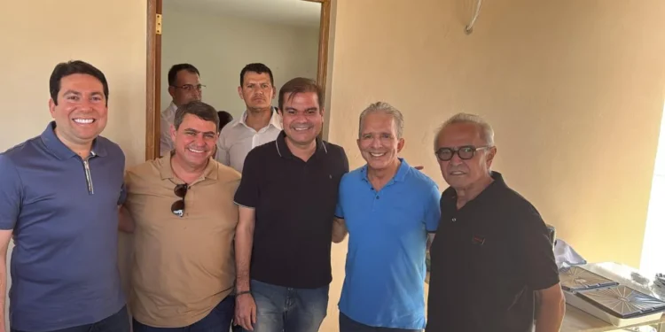 Cícero recebe apoio de Nabor Wanderley