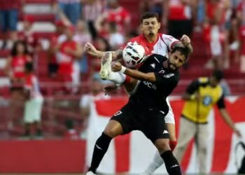 Botafogo-PB segura empate com Náutico fora de casa e segue líder
