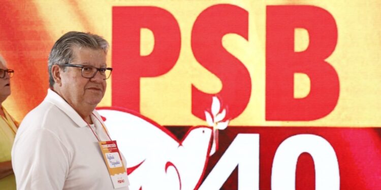 PSB recebe mais três prefeitos na posse de João como presidente