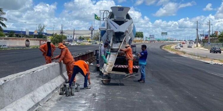 Viaduto de Água Fria será liberado para tráfego no fim deste mês