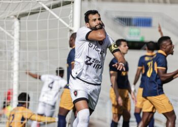 Botafogo-PB vence e esboça reação na Série C