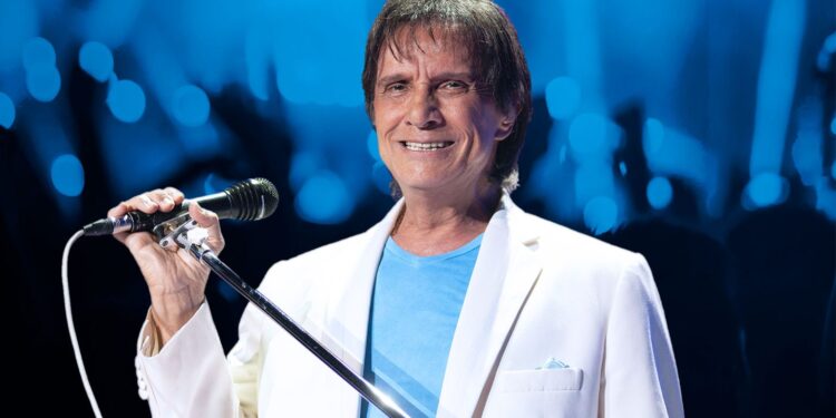 Roberto Carlos fará show do aniversário de João Pessoa