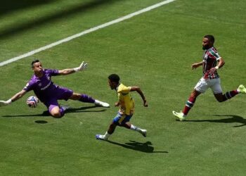 Brasileiros avançam para oitavas da Copa do Mundo de Clubes