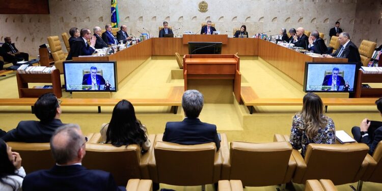 Governo dos EUA cancela vistos de Alexandre de Moraes, outros sete ministros do STF e familiares