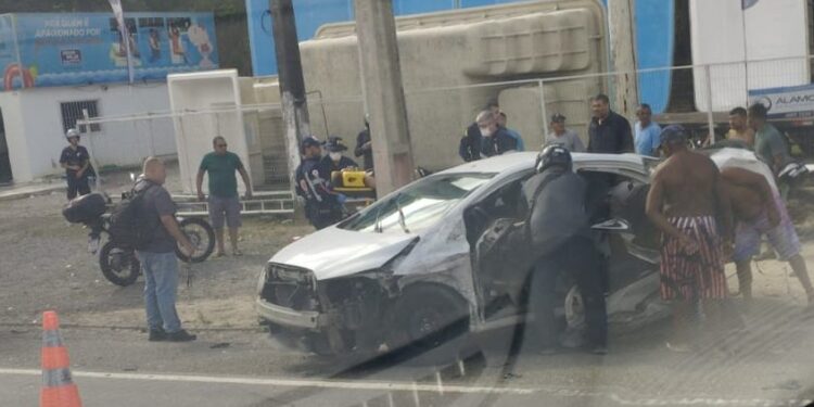 Morre passageira de Uber atingido por caminhoneta de motorista bêbado, na BR-230, em JP