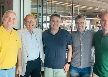 Queiroga promete apoio a Efraim para governador se tiver palanque para Bolsonaro