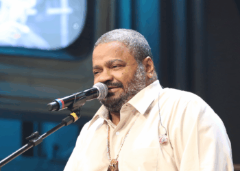 Sambista Arlindo Cruz morre aos 66 anos